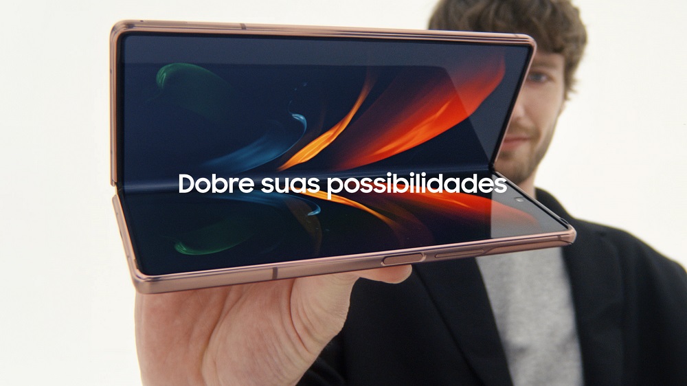 Imagem promocional da campanha especial sobre smartphones dobráveis da Samsung, como Galaxy Z Fold2 e Z Flip